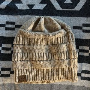 Slouch CC Beanie